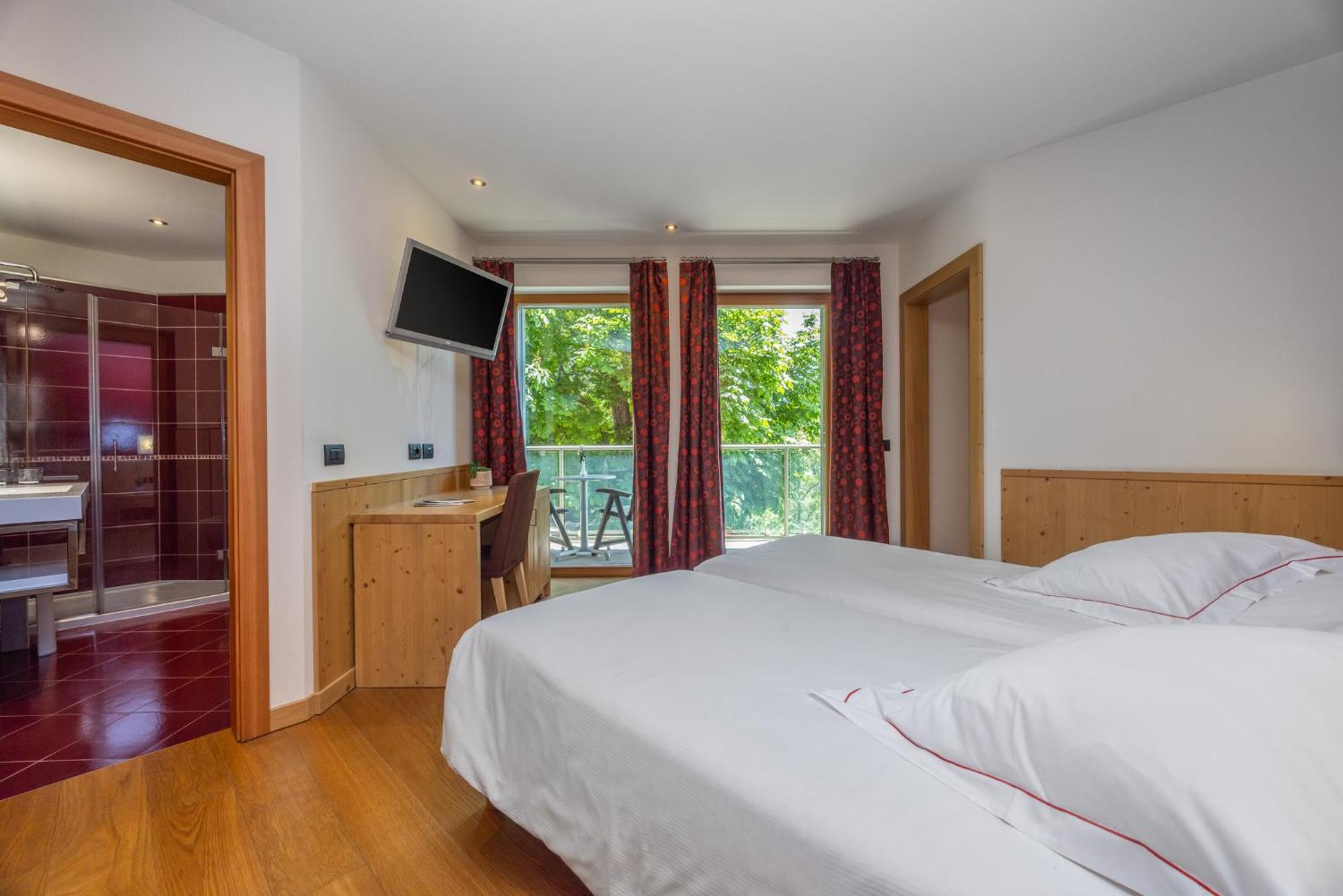 Viridis Hotel Revo Bilik gambar